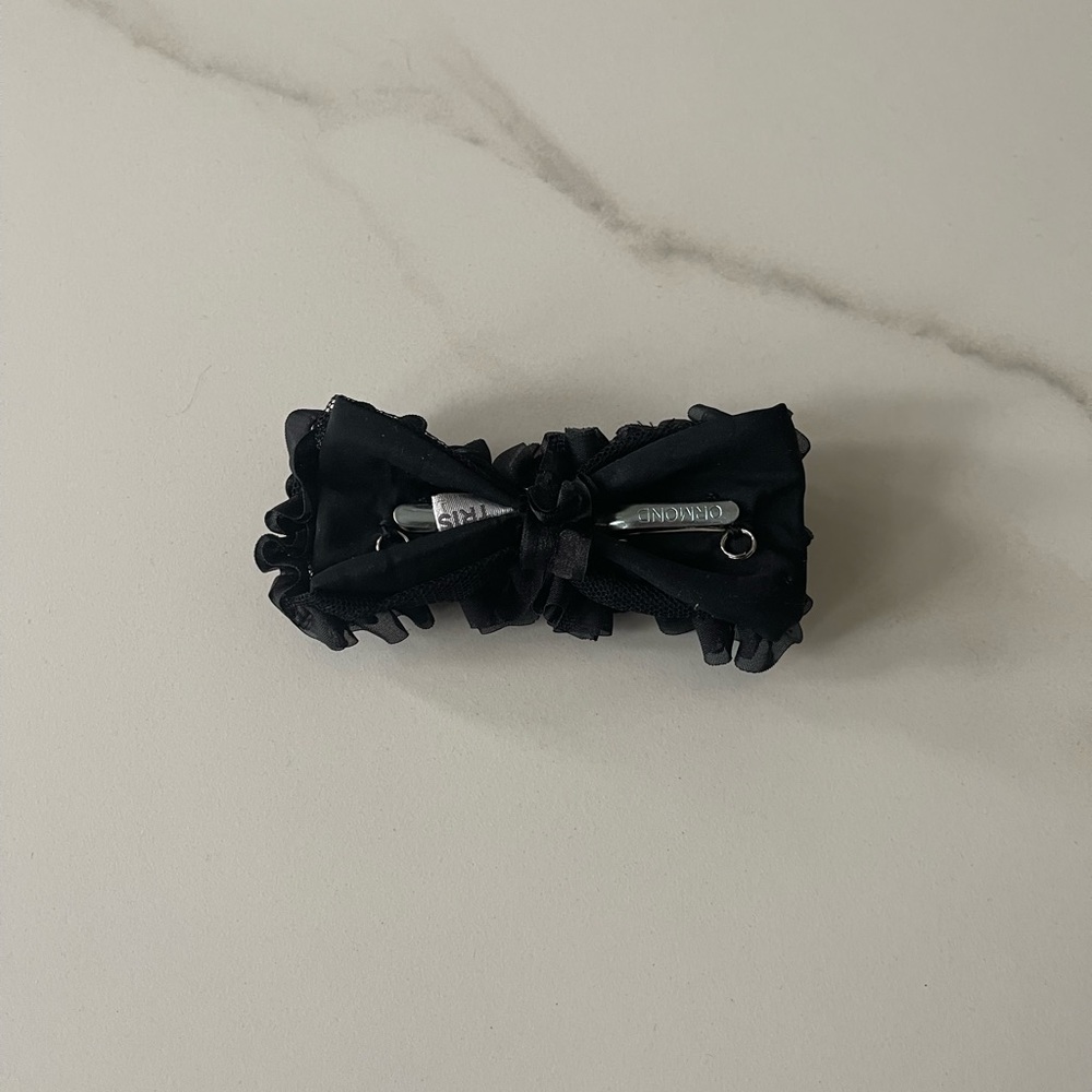 Beautiful Women’s Silk Neck Bow. - Picture 4 of 7